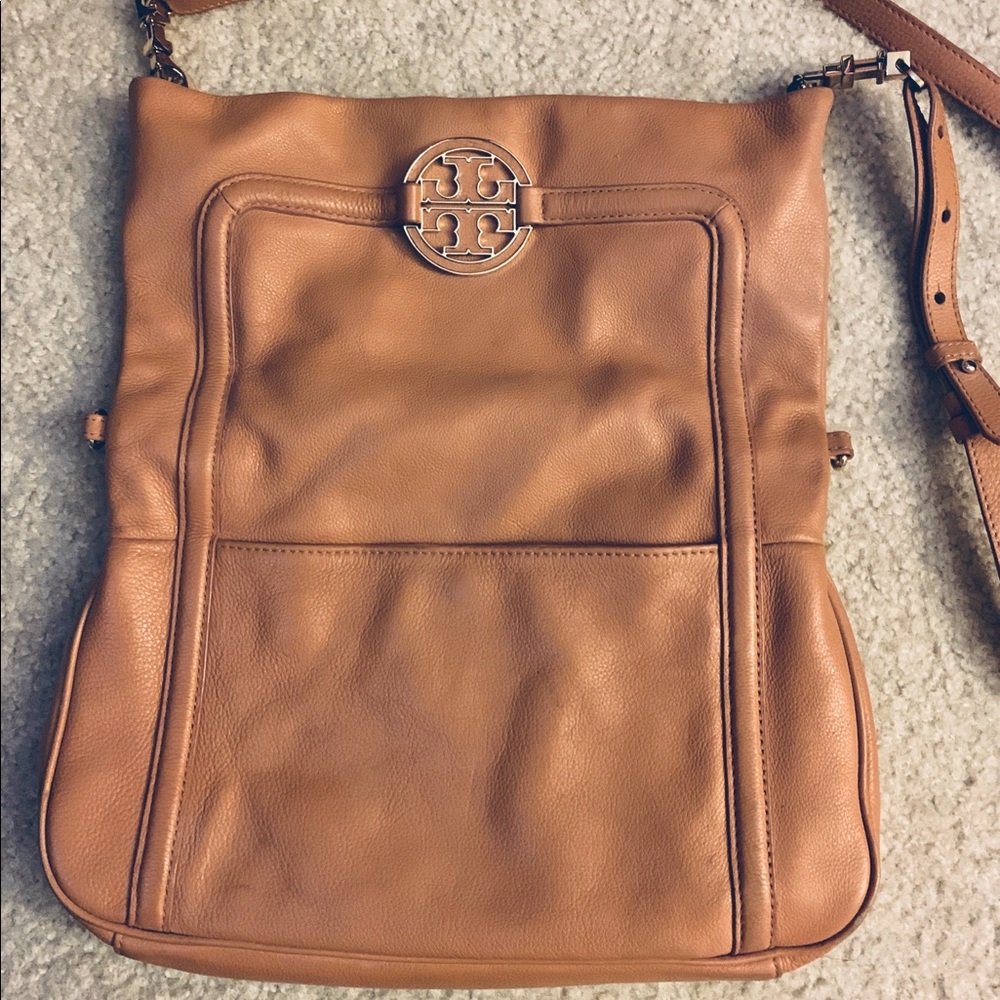 Tory Burch Messenger Amanda Fold Over Tan Bag